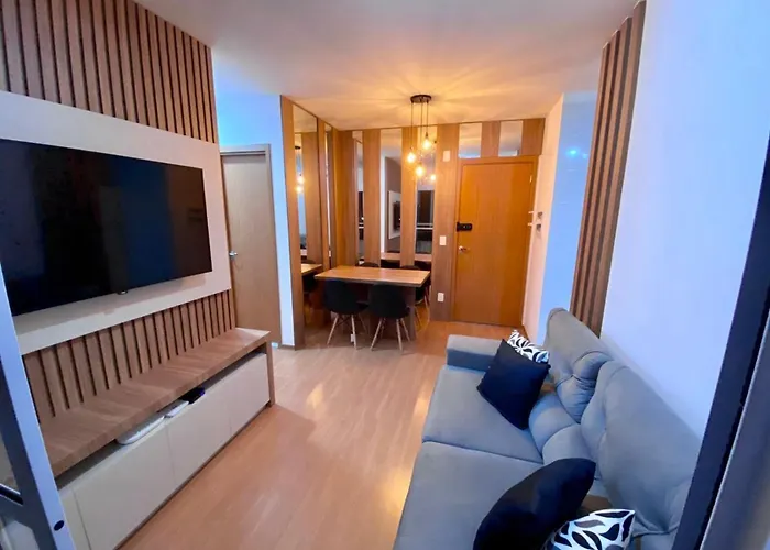 Apartamento Com Sacada Na Gleba, Novo E Equipado